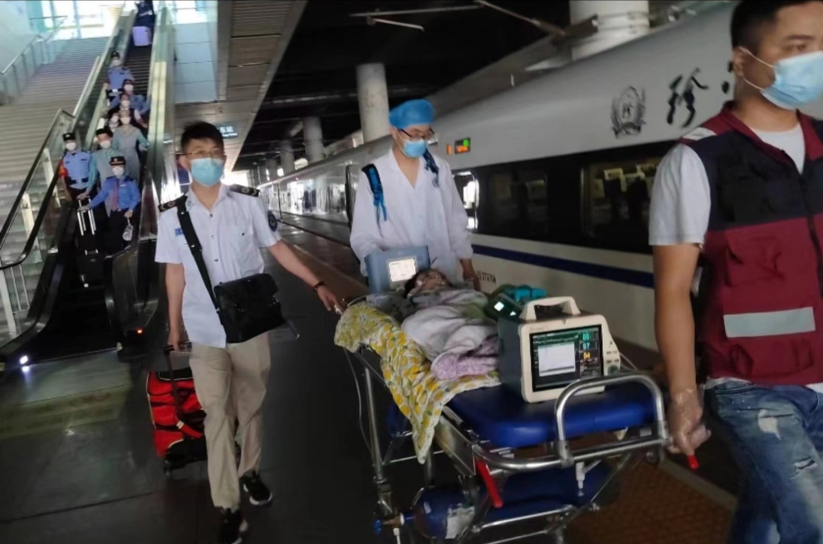 高邮市高铁转运公司